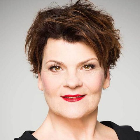 Gayle Tufts, Gewinnerin des Wilhelmshavener Kleinkunstpreises Knurrhahn im Jahr 2025.